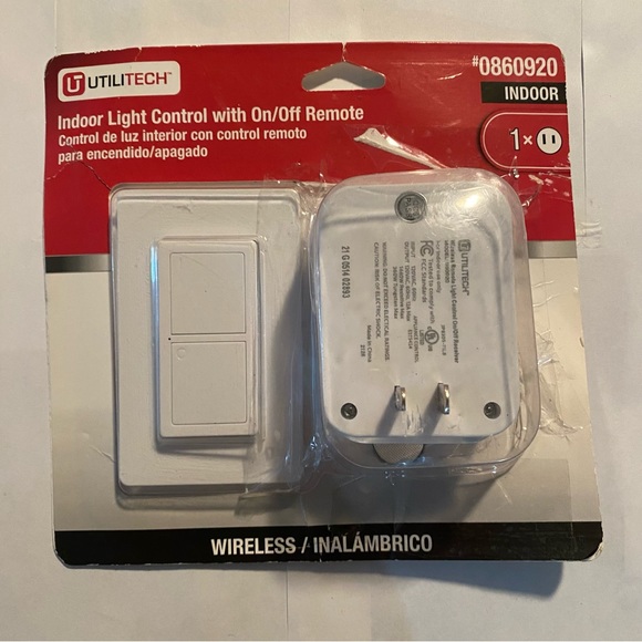 Utilitech Indoor Light Control with On/Off Remote Wireless Model #0860920 - Picture 1 of 2